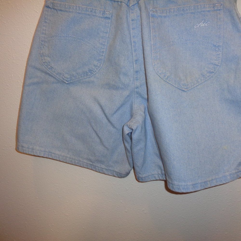 Vintage Chic Women's Jean Denim Shorts Size 11 - Picture 3 of 10